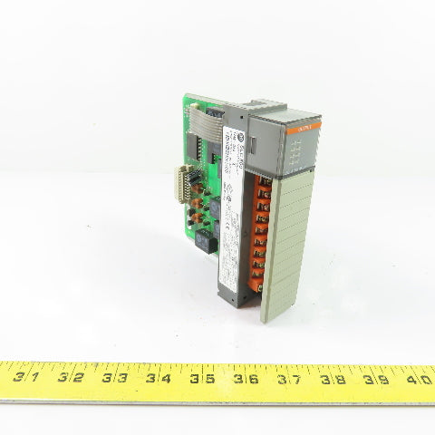 Allen-Bradley 1746-OX8 Ser A SLC 500 Output Module