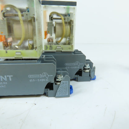 Schneider RXM2LB2BD 24VDC 2-Pole Relay w/ Socket Base 5A 250VAC Lot Of 8