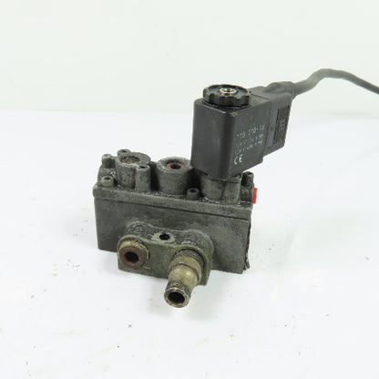 ARO A212SS-120-A 2-Position Solenoid Pneumatic Control Valve 120VAC 1/4"npt