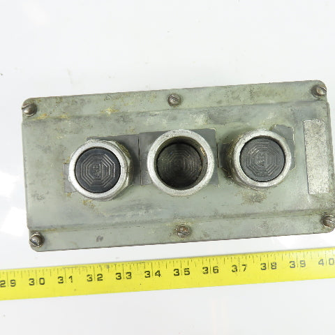 Allen Bradley 3-Button Pushbutton Control Station 7.5" x 3.75" x 3"