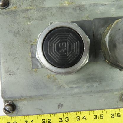 Allen Bradley 3-Button Pushbutton Control Station 7.5" x 3.75" x 3"