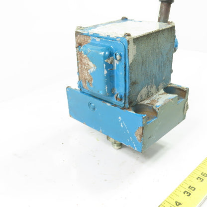 6130-02-42 4-Way Manual Lever Hydraulic Directional Control Valve