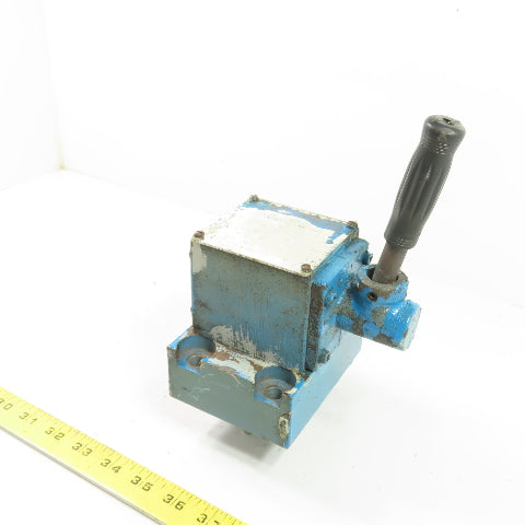 6130-02-42 4-Way Manual Lever Hydraulic Directional Control Valve