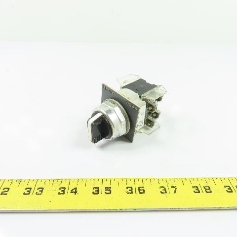 Allen-Bradley 800T-J91 2-Position Selector Switch 600V Ser T
