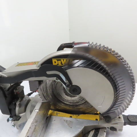 DeWalt DW715 12" Single-Bevel Compound Miter Saw 120VAC 15A 4000RPM
