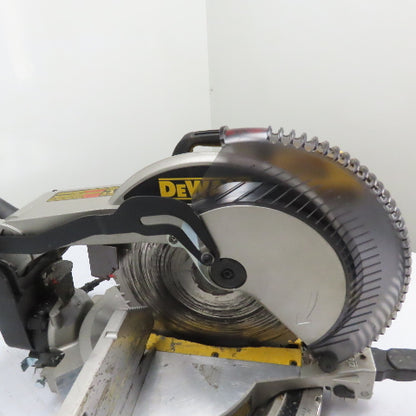 DeWalt DW715 12" Single-Bevel Compound Miter Saw 120VAC 15A 4000RPM