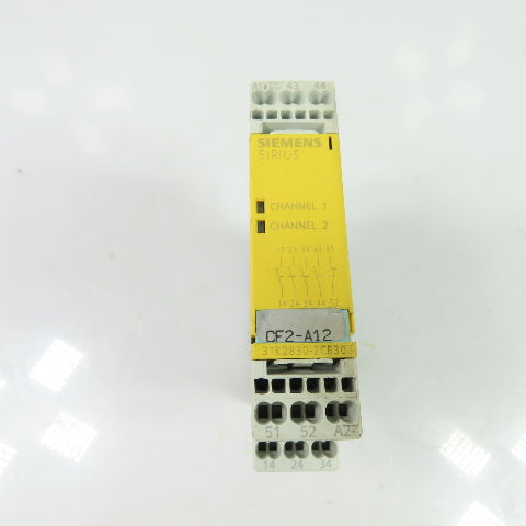 Siemens 3TK2830-2CB30 Sirius Safety Relay 24VAC/DC