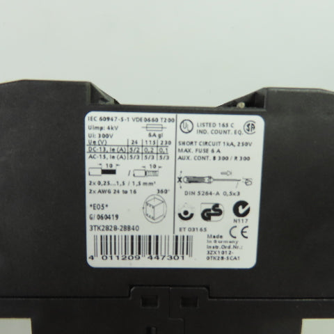 Siemens 3TK2828-2BB40 SIRIUS Safety Relay 24VDC
