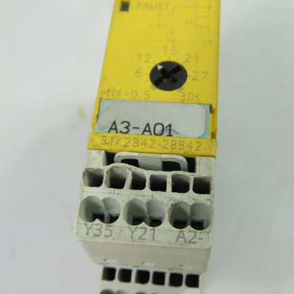 Siemens 3TK2842-2BB42 24VDC Sirius Safety Relay 0.5-30s
