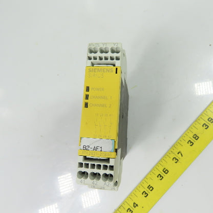 Siemens 3TK2821-2CB30 24V AC/DC SIRIUS Time Delayed Safety Relay 3NO/1NC