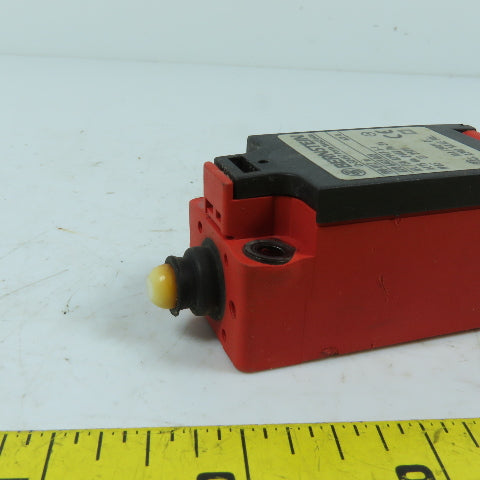 Bernstein 608.6103.008 I88-U1Z W IP65 Enclosed Plunger Limit Switch 240VAC