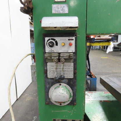 Enco 92250 18" x 11" Max Cutting Height Vertical Bandsaw 3Ph 220/480V