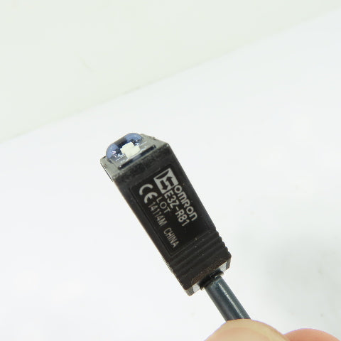 Omron E3Z-R81 Retro-Reflective Photoelectric Sensor 12-24VDC