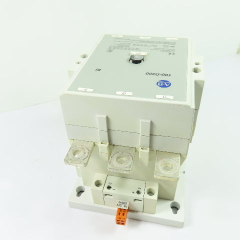 Allen-Bradley 100-D300 300A 3-Pole IEC Contactor 600VAC 110-130V Coil