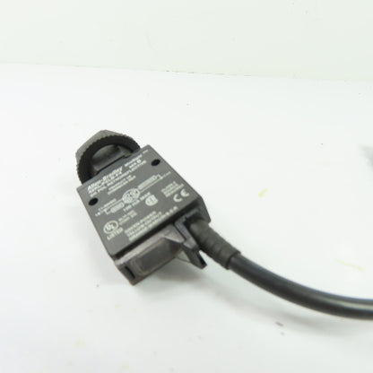 Allen-Bradley 42KL-P2LB-F4 MiniSight Polarized Retroreflective Sensor 11-30VDC