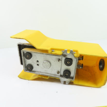 ARO IR M212TS-G 4-Way 2-Position Pneumatic Manual Foot Pedal Control Valve