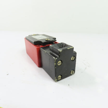 Allen-Bradley 802F-E60MS2-N5 10A Key Interlock Switch 500VAC Ser A