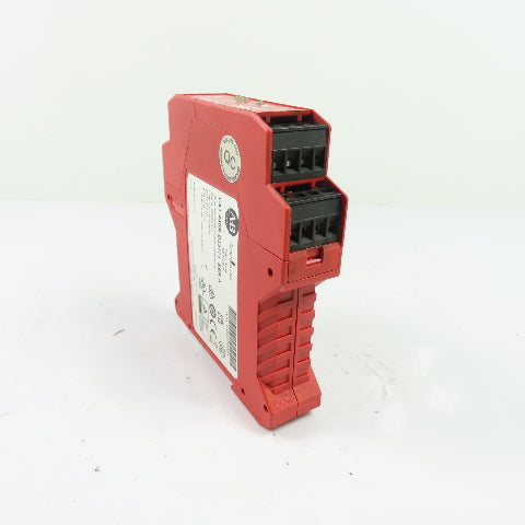 Allen-Bradley 440R-D23171 Guarmaster MSR125HP Safety Relay 24VDC Ser A