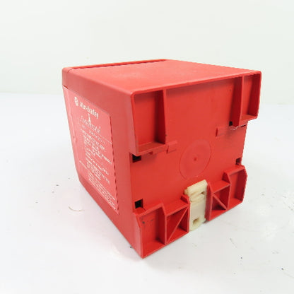 Allen-Bradley 440R-ZBR520AZ1 Guardmaster Safety Relay 120VAC/24VDC Ser A