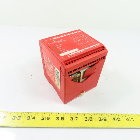 Allen-Bradley 440R-ZBR520AZ1 Guardmaster Safety Relay 120VAC/24VDC Ser A