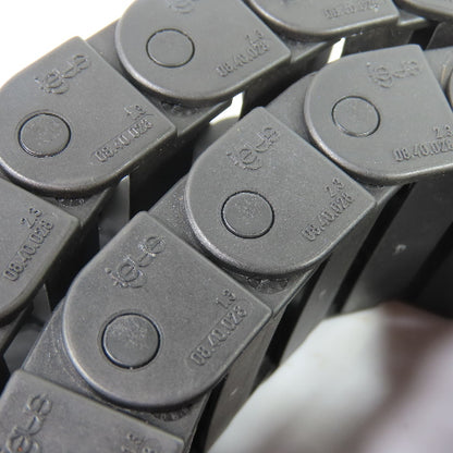 Igus 08.40.028 Plastic Cable Carrier Energy Drag Chain 31.5" OAL 40mm x 15mm ID