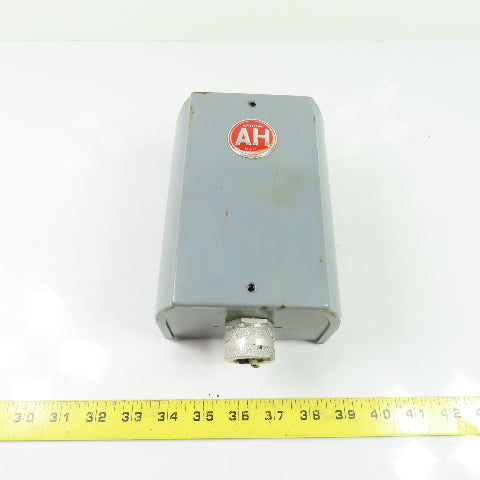 Arrow-Hart & Hegeman RC-302-U Relay Enclosure 120V Coil 600V 30A