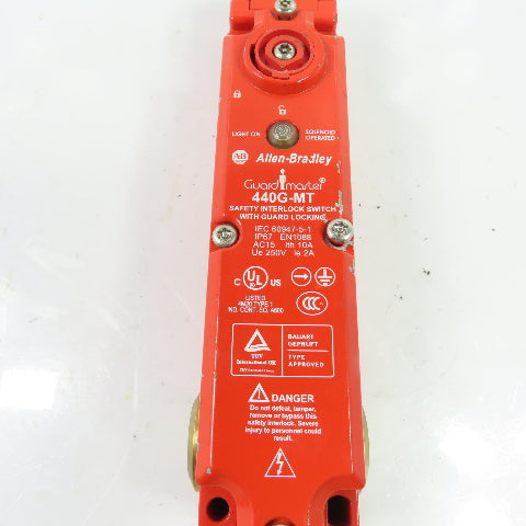 Allen-Bradley 440G-MT47011 Guardmaster Safety Interlock Switch W/ Guard Locking