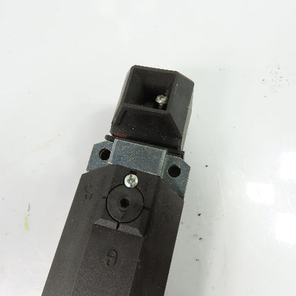 Jokab Safety JSNY9S-24VUC Solenoid Safety Interlock Switch 24V AC/DC IP67