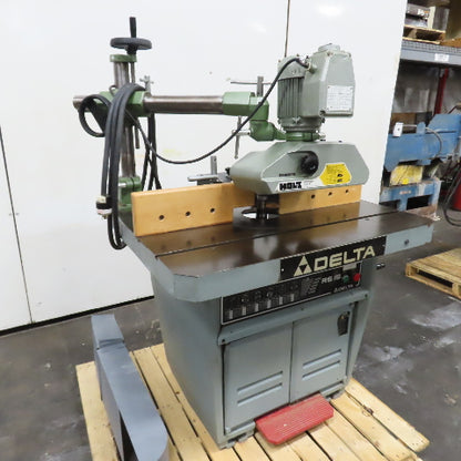 Delta Invicta 43780 RS 15 7.5Hp 5-Speed Wood Shaper w/Holz Power Feeder 220/460V