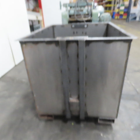 44.5 x 35.5 x 34" 180 Gallon Stainless Steel Reservoir Liquid Storage Dip Tank