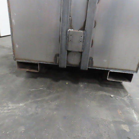 44.5 x 35.5 x 34" 180 Gallon Stainless Steel Reservoir Liquid Storage Dip Tank