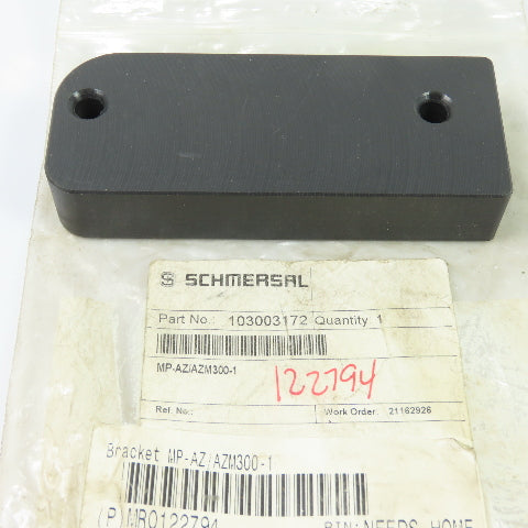 Schmersal 103003172 MP-AZ/AZM300-1 Mounting Plate for AZM300 Safety Switch