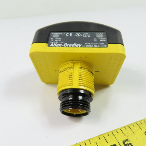 Allen-Bradley 800Z-GL3 Zero-Force Palm Safety Push Button 20-30VAC/10-40VDC SerB