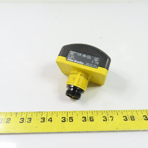 Allen-Bradley 800Z-GL3 Zero-Force Palm Safety Push Button 20-30VAC/10-40VDC SerB