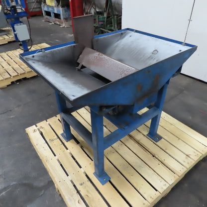 36" x 24" Open Top Vibratory Feed Hopper 115V Syntron BF-O1-C