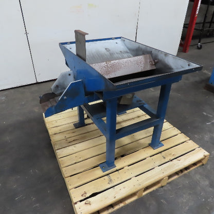 36" x 24" Open Top Vibratory Feed Hopper 115V Syntron BF-O1-C