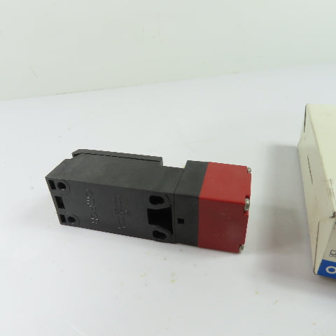 Omron D4NS-3AF Safety Door Interlock Switch 240VAC NEW