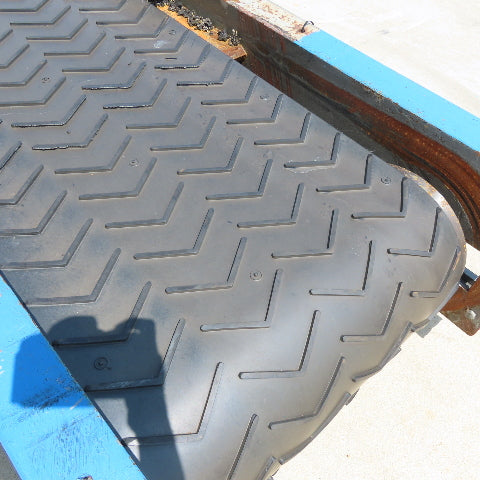24" x 20'8" Long Slide Bed Conveyor W/ Magnetic Pick-Up 77FPM 480V 2Hp 3Ph