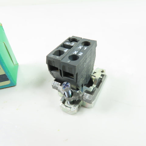 Telemecanique ZB4BW061 Contact & Light Block Assembly 1NO BA9S 600V NEW