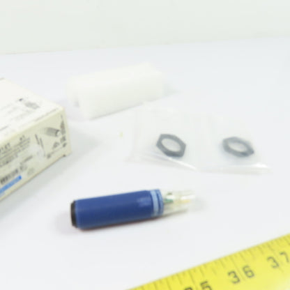 Telemecanique XUB0AKSNM12T Photoelectric Sensor Emitter 12-24VDC NEW