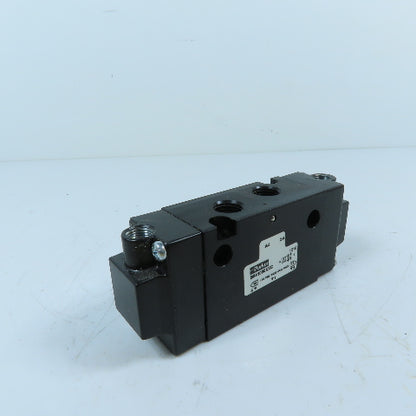 Parker B541000XXC 4-Way 2-Position Air Pilot Directional Valve 1/4in NPT
