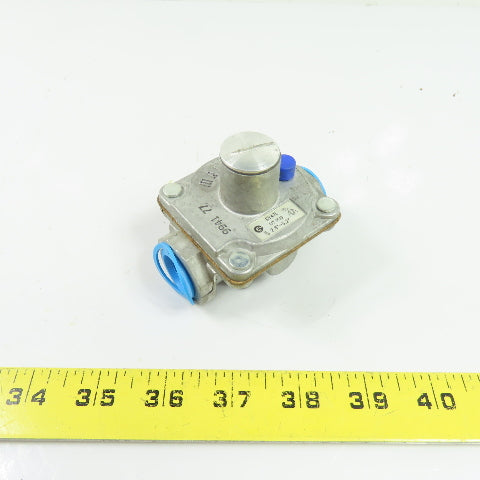 Maxitrol RV47L 1/2 PSIG Gas Pressure Regulator 2.8-5.2" WC Outlet