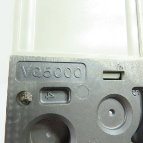 SMC VQ5000 5-Port Solenoid Valve Manifold Subplate Base Mount 1/2" NPT NEW