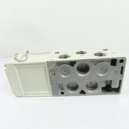SMC VQ5000 5-Port Solenoid Valve Manifold Subplate Base Mount 1/2" NPT NEW