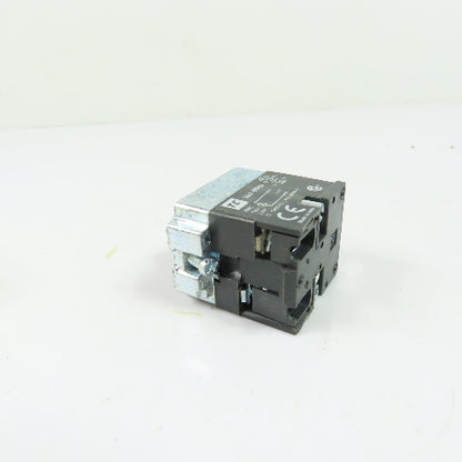 TC RB2-BW06 BA9S Pilot Light Lamp Base Module w/ Bulb 130V