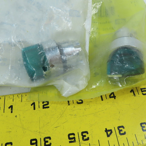 Telemecanique ZB4BK1233 22mm Green Illuminated Selector Switch Head Lot Of 2