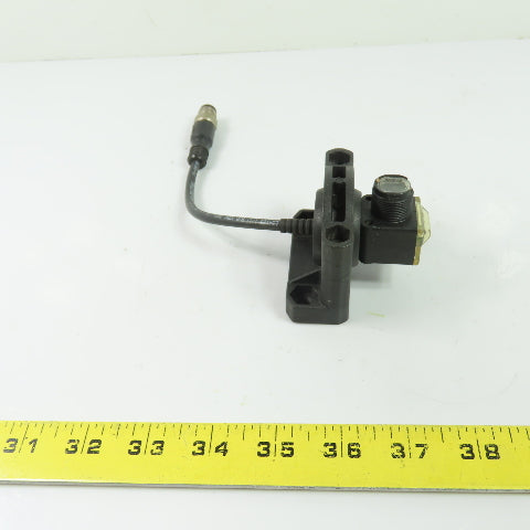 Allen-Bradley 42EF-P2MPB-F4 Retroreflective Photoelectric Sensor 10-30VDC Ser B