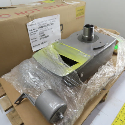 NORD SK4282AZSH.F Helical Gear Reducer 15.20:1 Ratio 115 RPM NEW