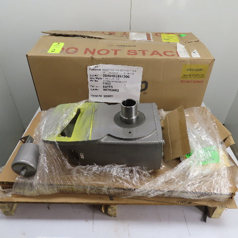 NORD SK4282AZSH.F Helical Gear Reducer 15.20:1 Ratio 115 RPM NEW