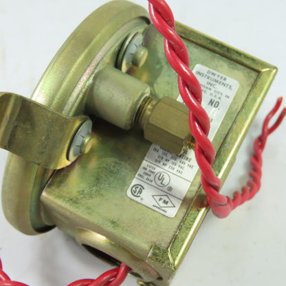 Dwyer 1910-0 Differential Pressure Switch 125/250/480VAC